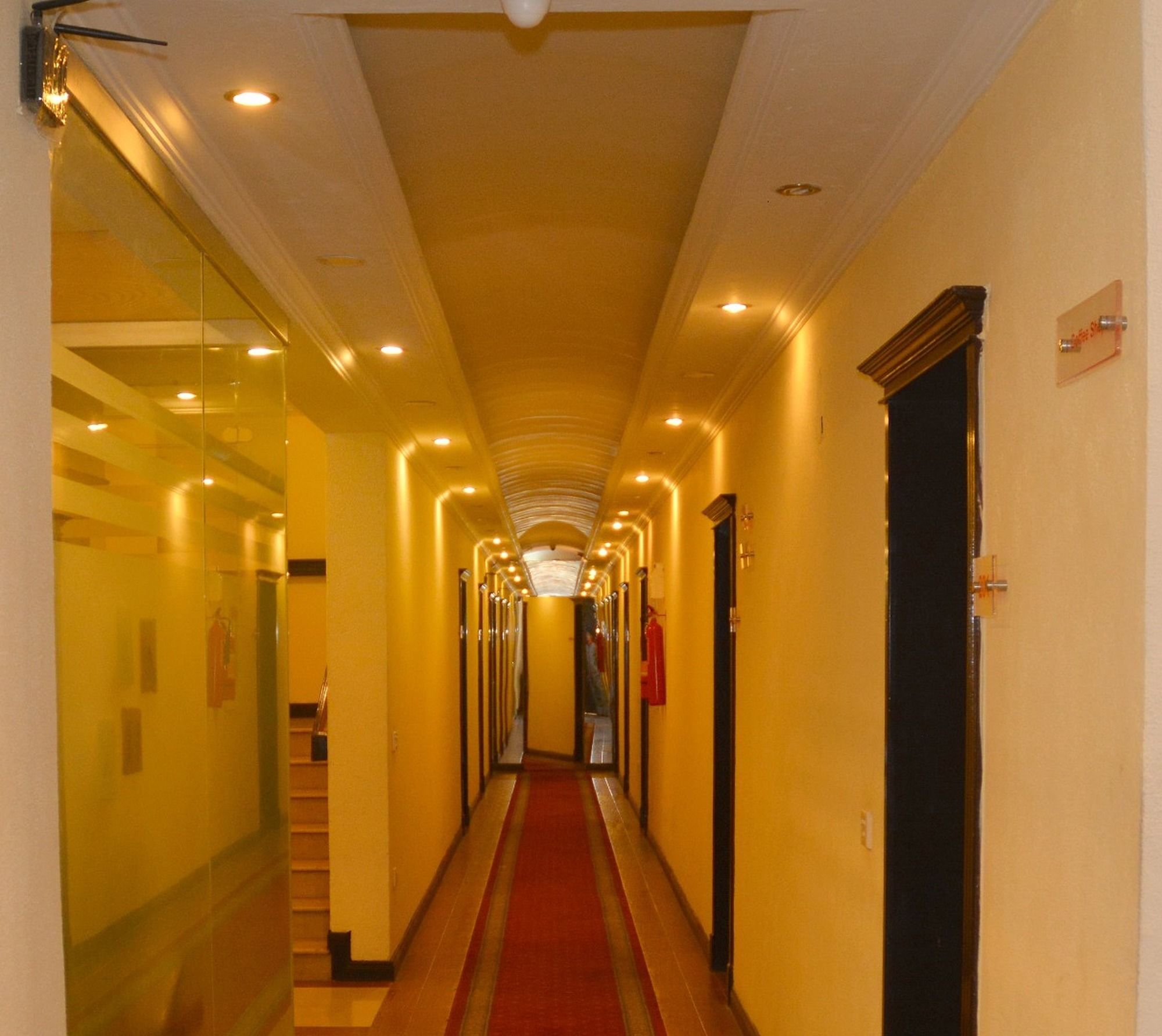 Shangrila Resort Hotel Islamabad Exterior photo