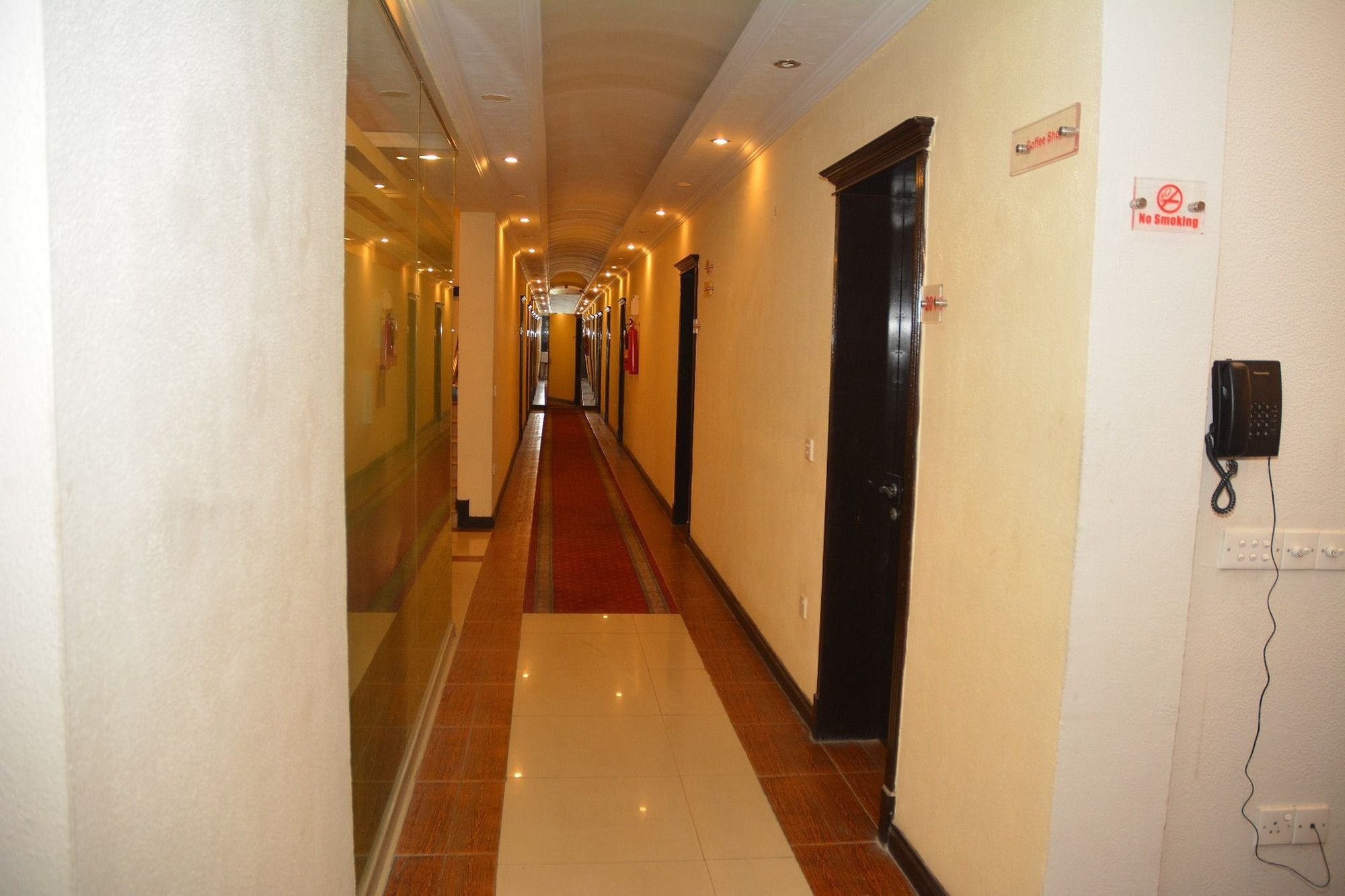 Shangrila Resort Hotel Islamabad Exterior photo
